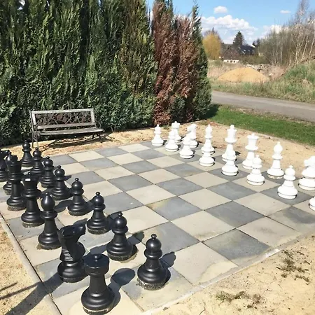 Turmzimmer Fuer 4 Personen Apartment Leppersdorf