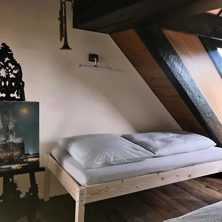 Turmzimmer Fuer 4 Personen * Leppersdorf