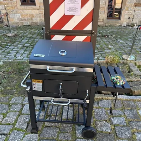 Turmzimmer Fuer 4 Personen Leppersdorf