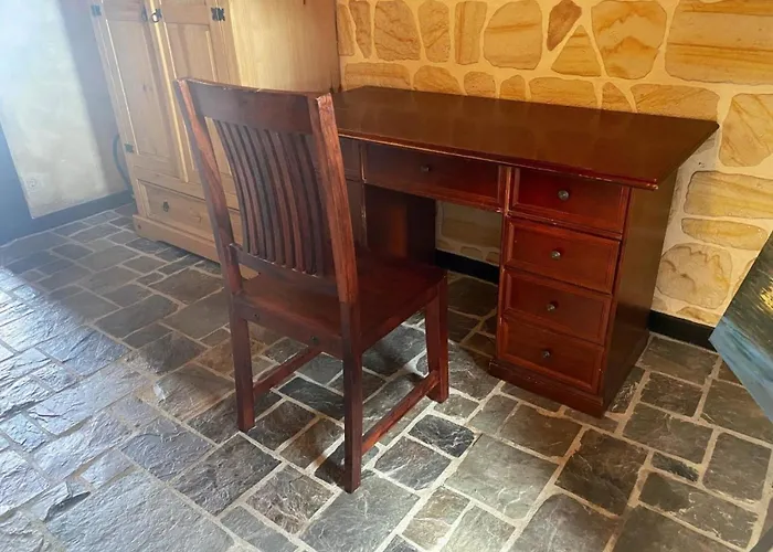 Turmzimmer Fuer 4 Personen Apartment Leppersdorf